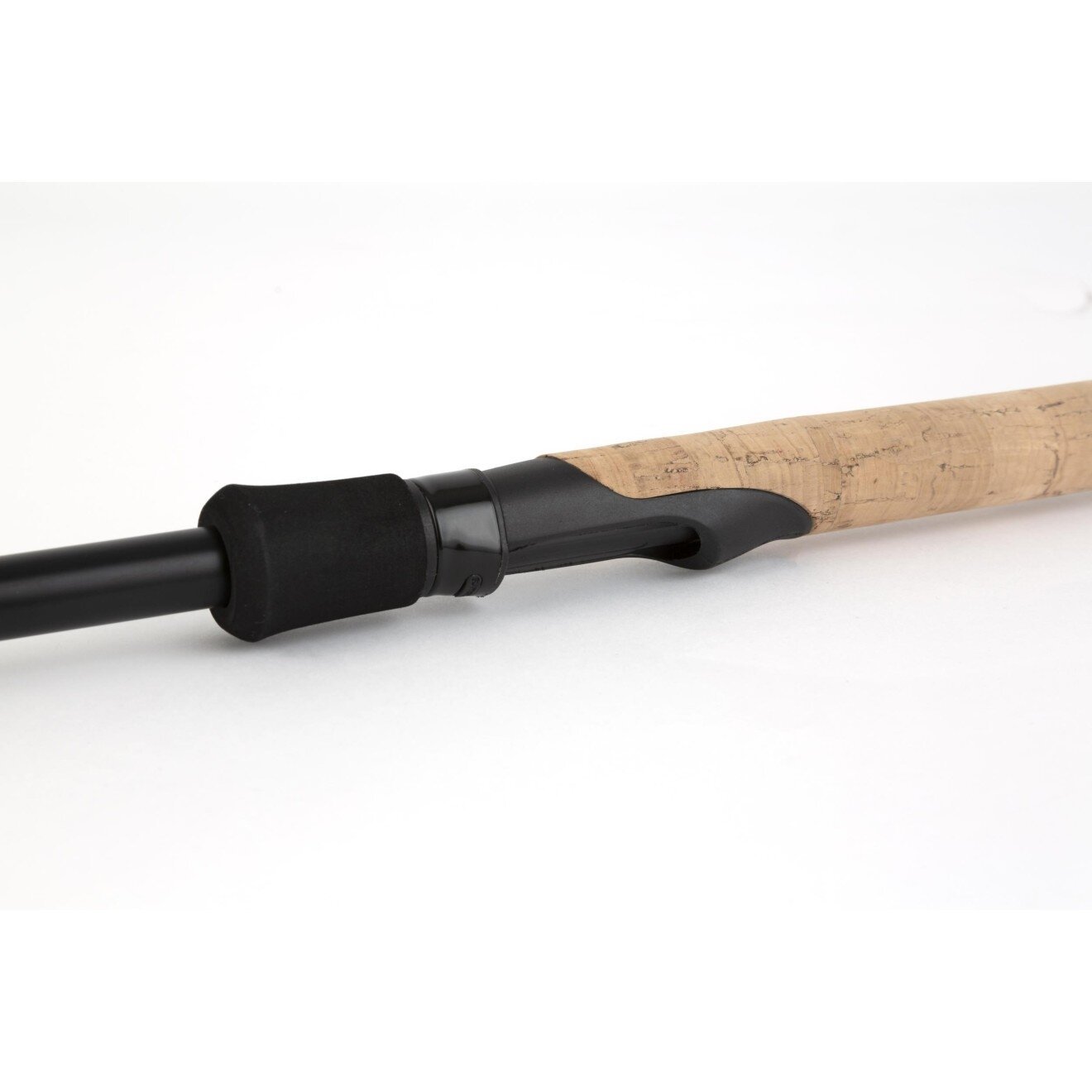 Meškerė CARP Float 3.90m 20-50g 3dalys Shimano - Image 3