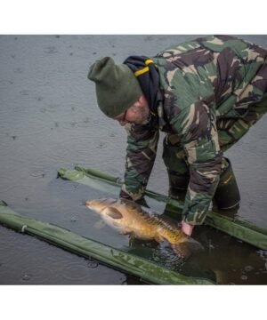 Alternative view of Plaukiantis Su plūdėmis Floating Sling Karpinis Matas Rankinė 4-Viename Svėrimui Žuvies laikymui vandenyje Wychwood Anglija