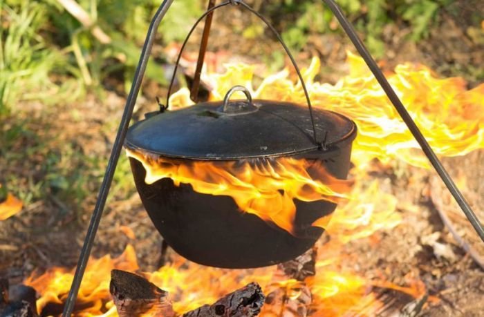 Trikojis stovas puodams virš laužo pakabinti su grandinėle 1,2m - Image 4